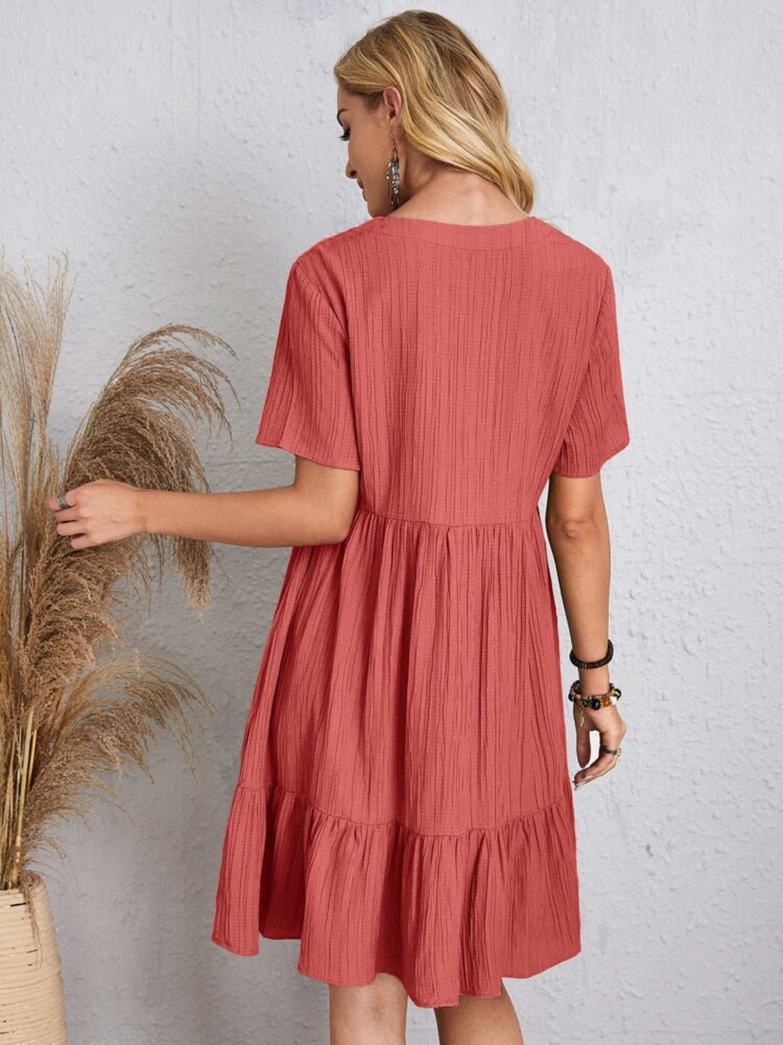 Robe Classique Col V Manches Courtes Décontractée et Confortable pour Femmes