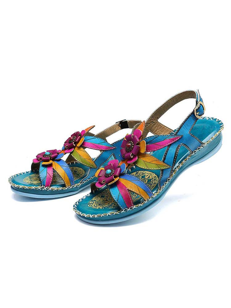 Sandales en cuir brodées de fleurs vintage