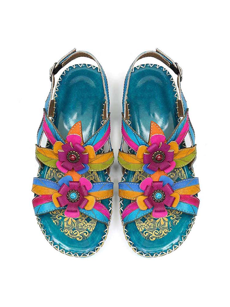 Sandales en cuir brodées de fleurs vintage