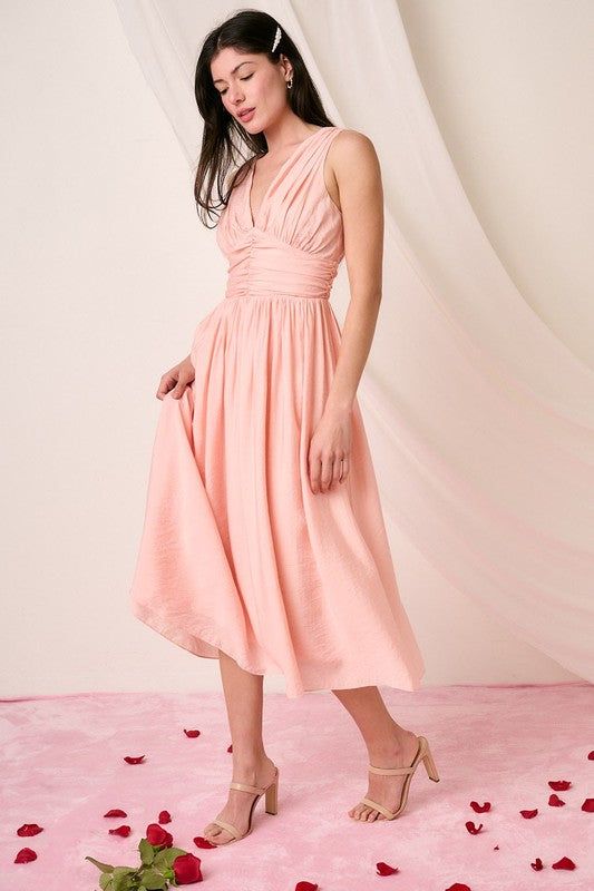 Robe midi sans manches en crêpe pour femme – Robe élégante et chic avec détails froncés flatteurs et col en V sophistiqué