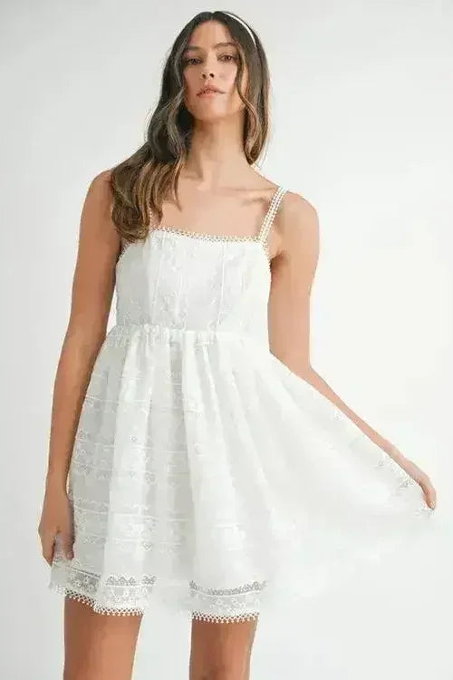 Robe nuisette mini caraco MABLE en dentelle œillet