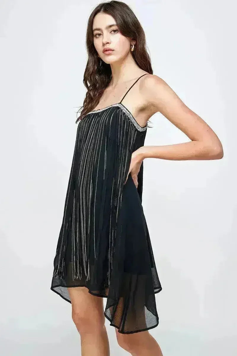 Robe courte trapèze en mousseline frangée métallique - Femstylo