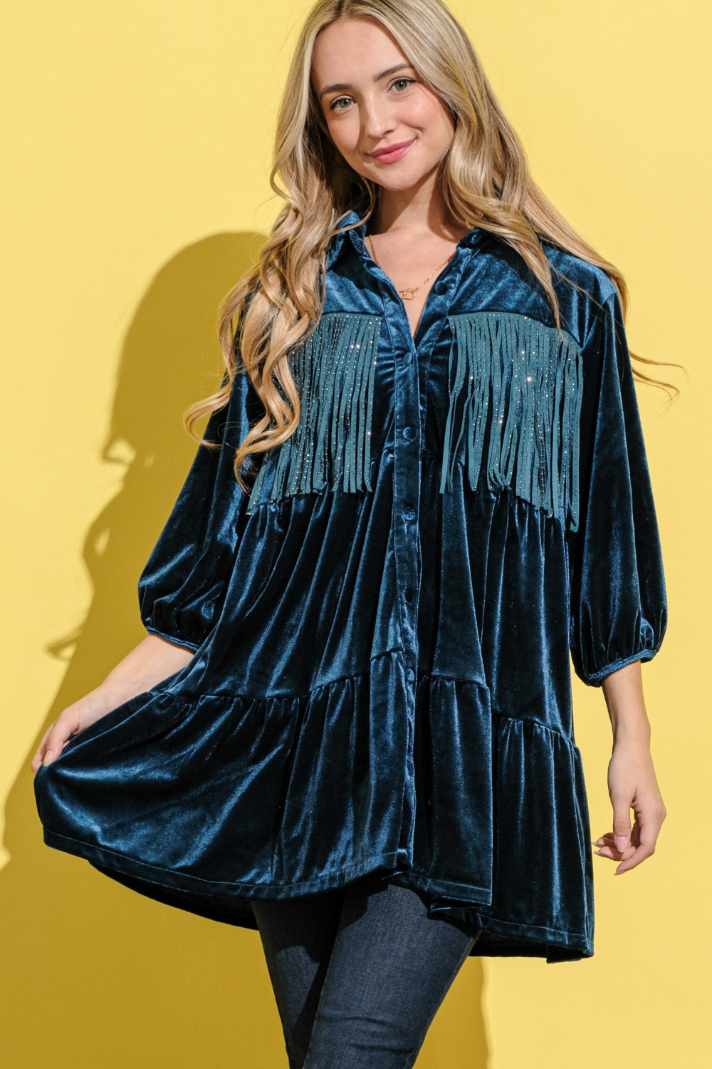 Robe Chemise en Velours Détaillée à Franges – Robe Chemise en Velours, Robe Détaillée à Franges, Robe Chemise Luxueuse, Robe en Velours Élégante, Robe à Franges Ludique
