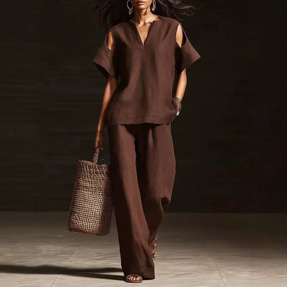 Ensemble haut à manches courtes col en V et pantalon droit – Détails déchirés, poches, couleur unie
