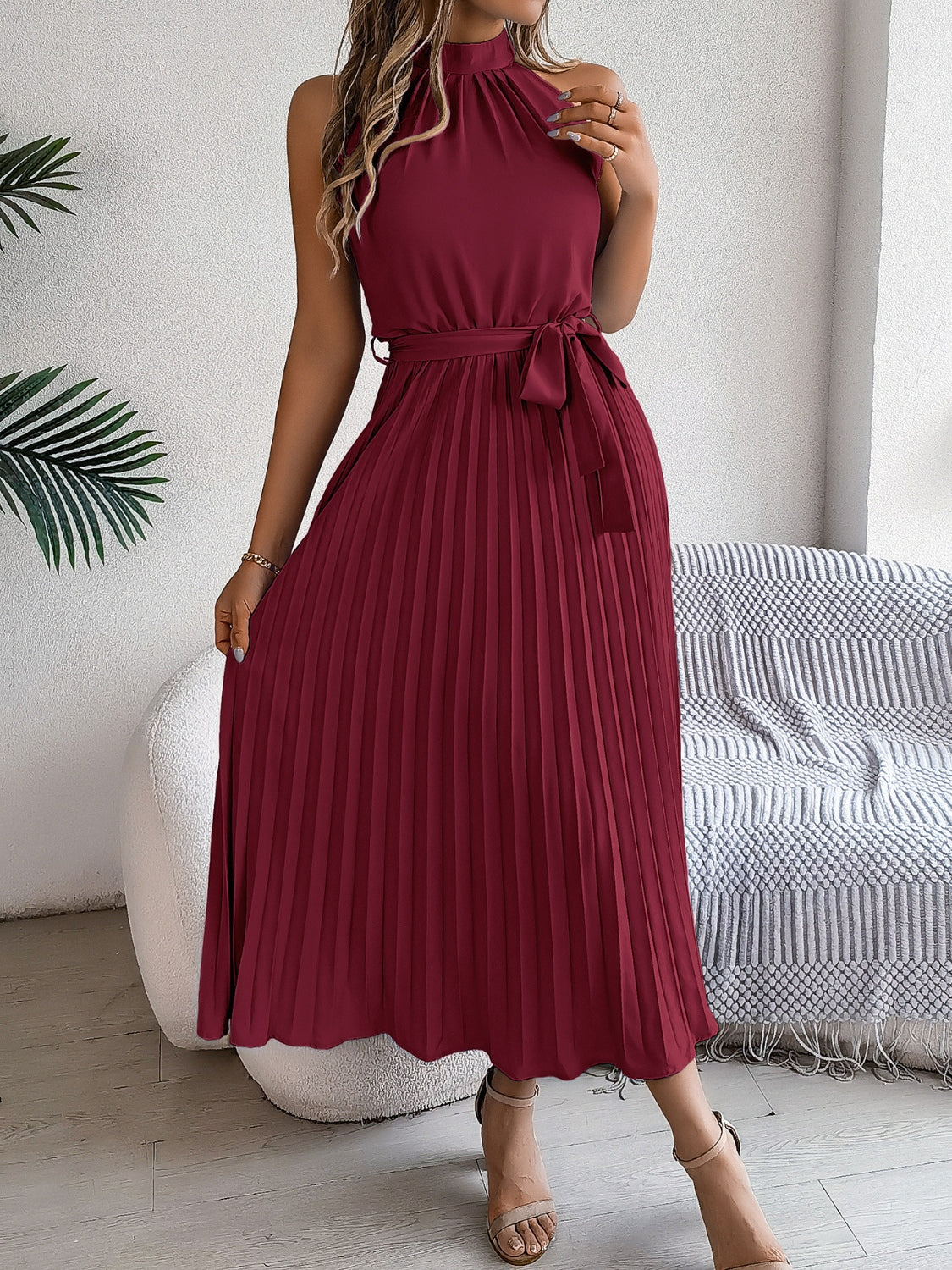 Jolie Robe Midi Rose sans Manches Élégante & Fluide pour Filles Magnifique Design