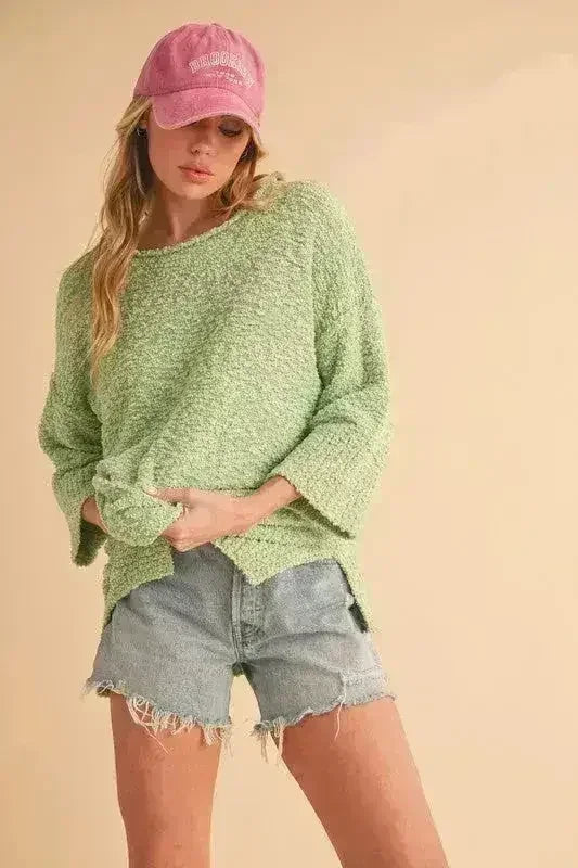 Pull à ourlet côtelé – Pull à col rond fendu sur le côté | Femstylo