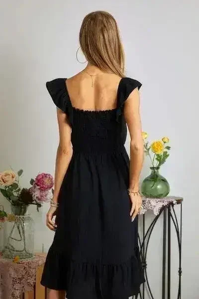 Robe smockée à encolure carrée et manches volantées - Féminine et séduisante | Femstylo