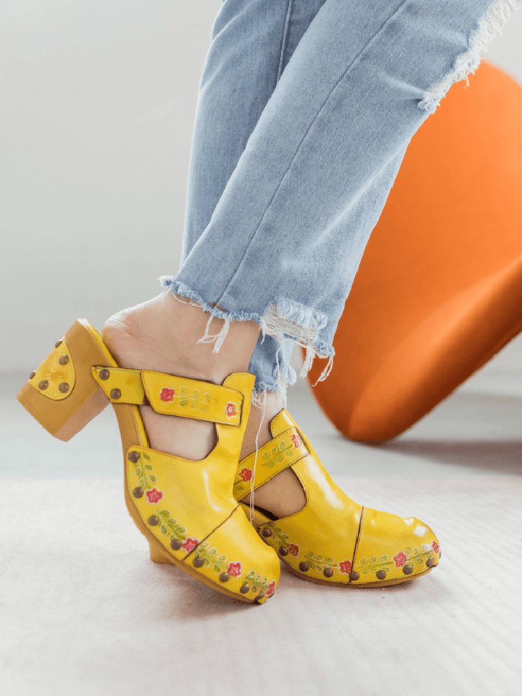 Chaussons Floraux Vintage Faits Main à Bout Rond