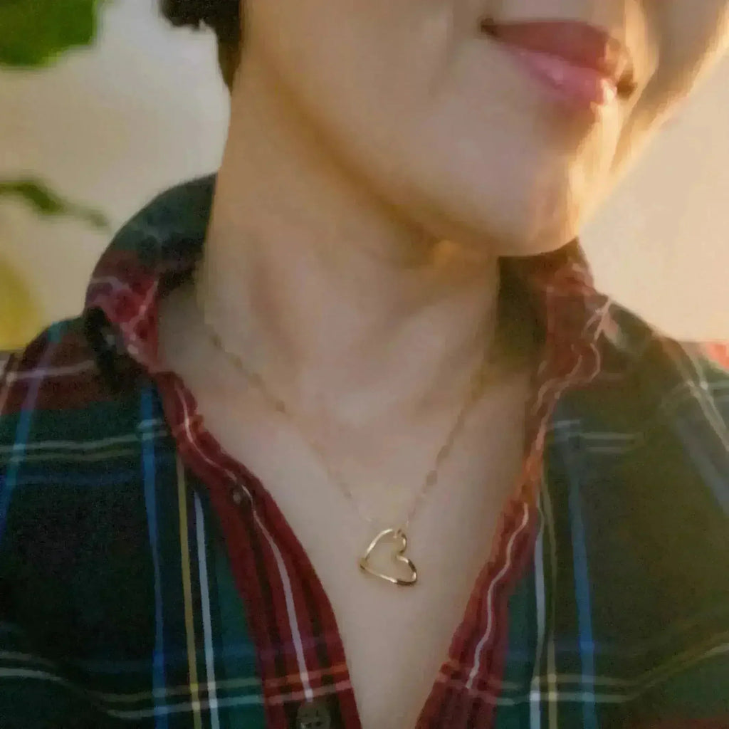 Collier cœur et chaîne – Pendentif cœur doré délicat | Femstylo