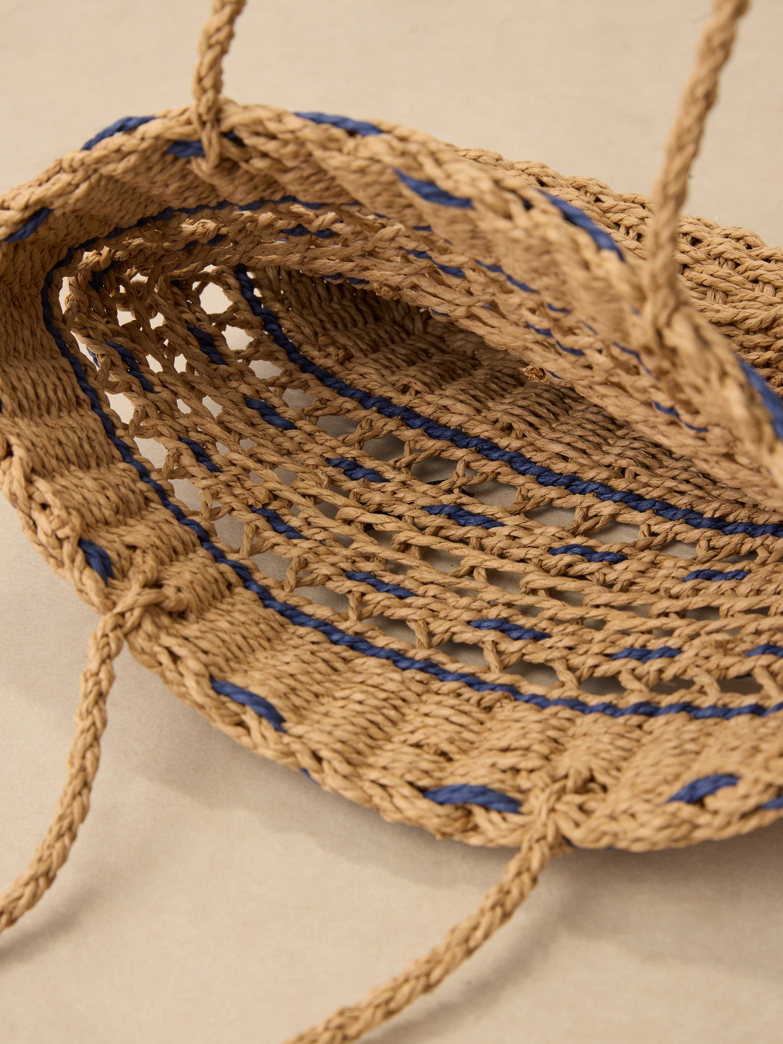 Sac fourre-tout tissé ouvert en paille de papier tissée à la main