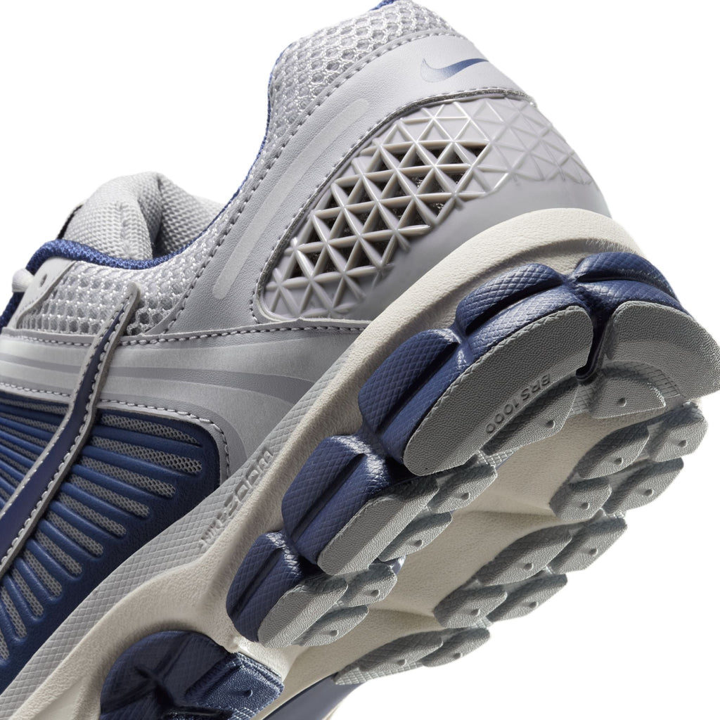 Nike Homme Zoom Vomero 5 - Gris Loup