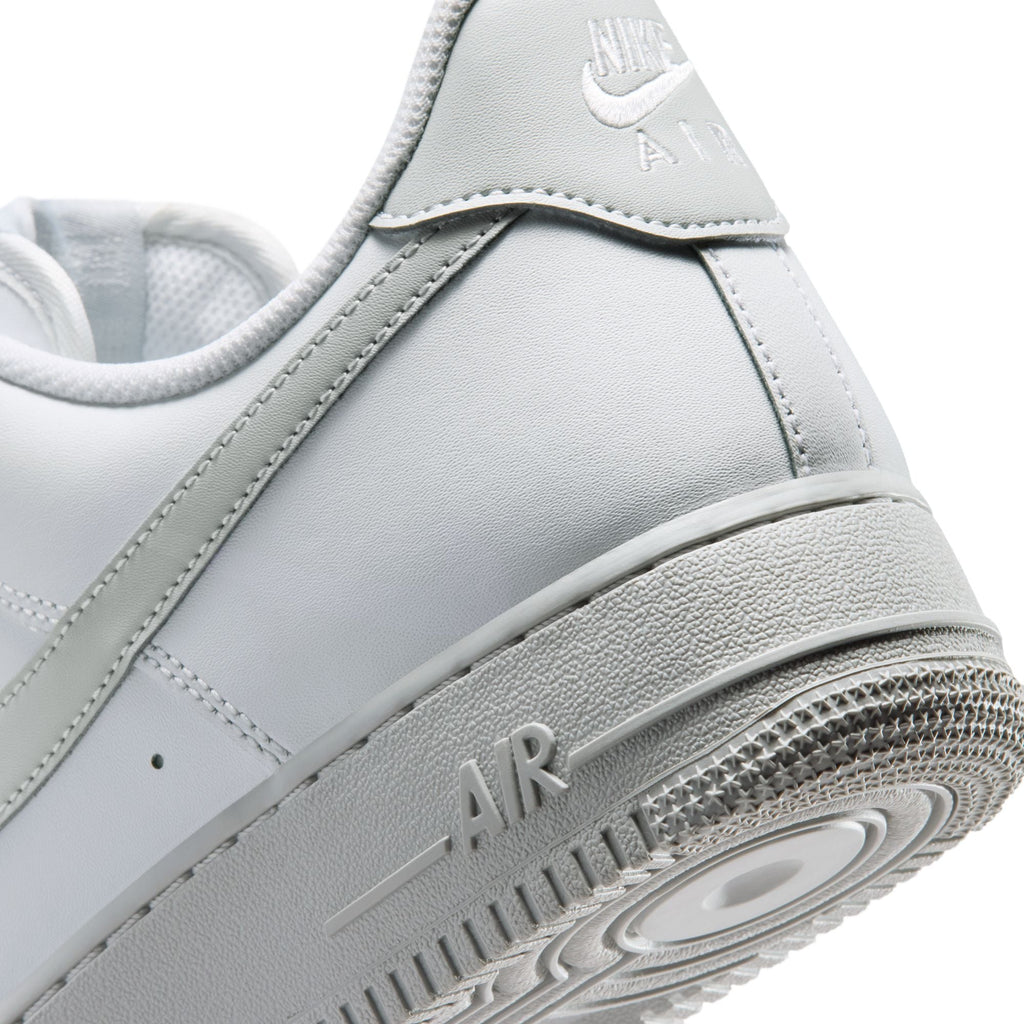 Nike Air Force 1 '07 pour homme - Blanc sommet