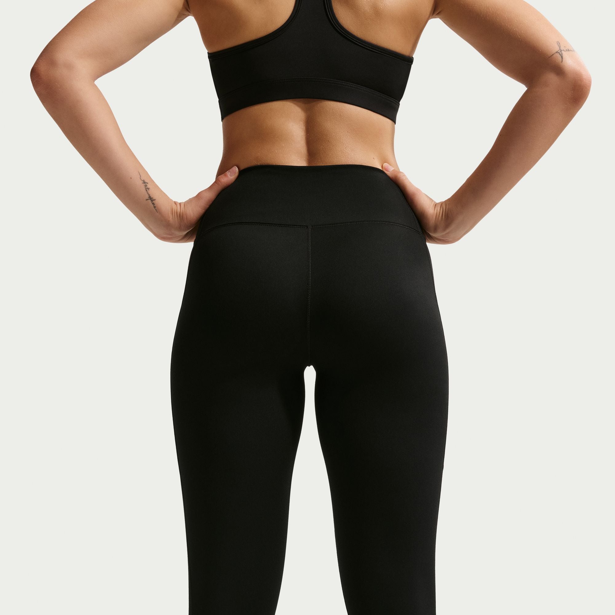 Legging Nike One pour Femme, taille haute, 7/8 - Noir/Blanc