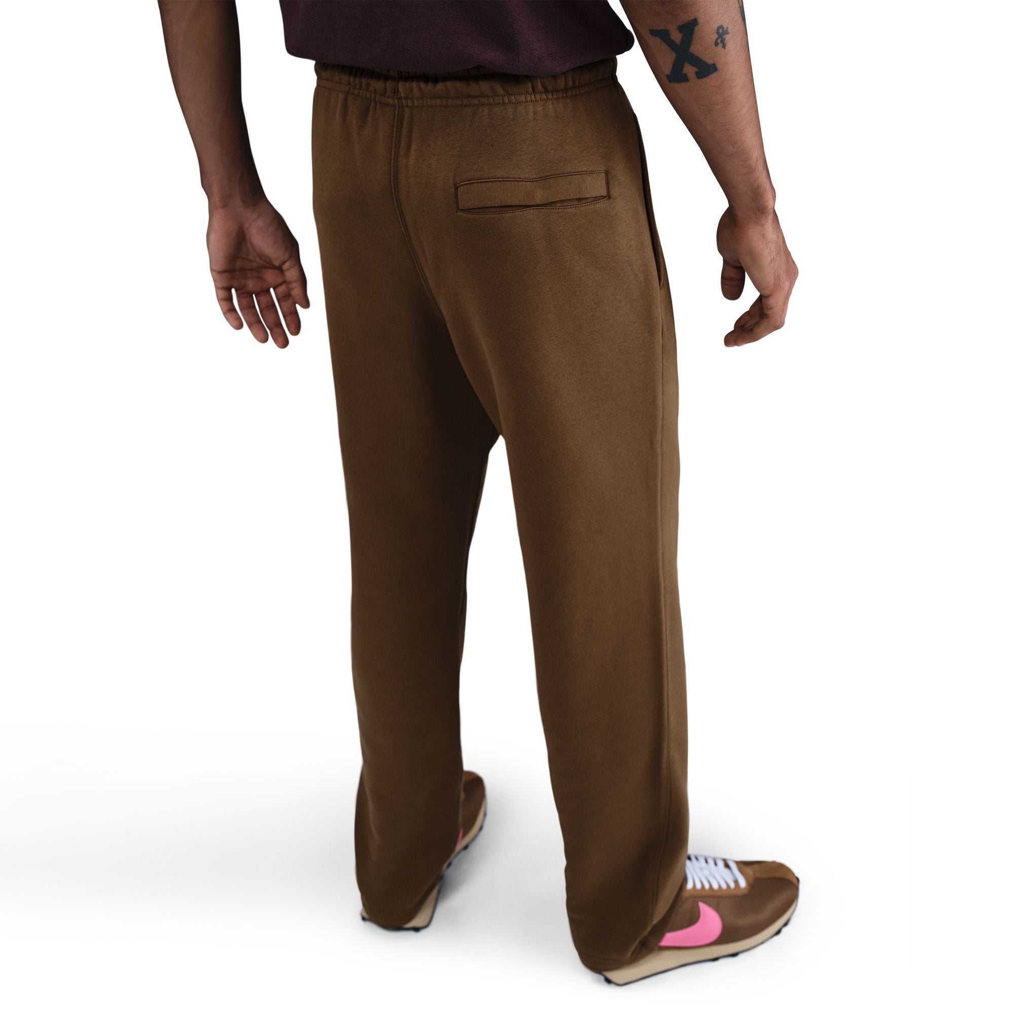 Pantalon de jogging Nike Club Open Hem pour homme - Marron