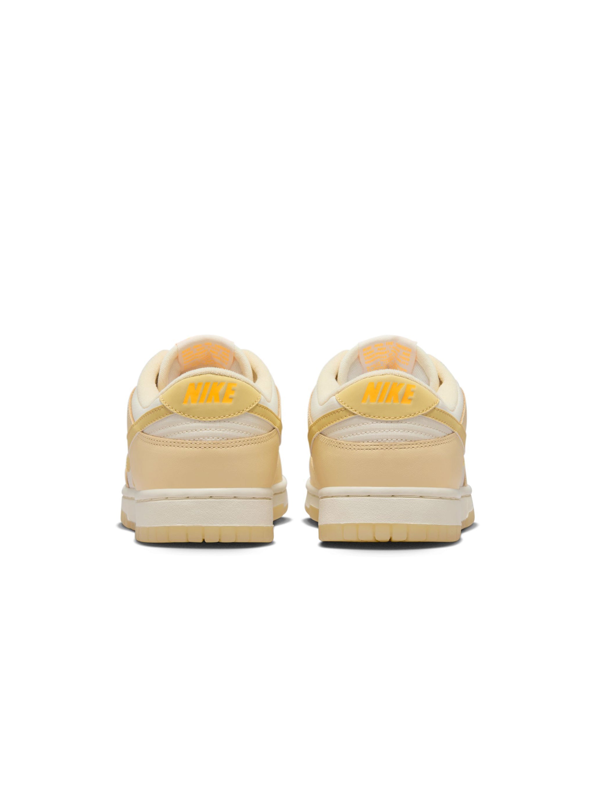 Nike Dunk Low pour femme - Muslin/Team Gold