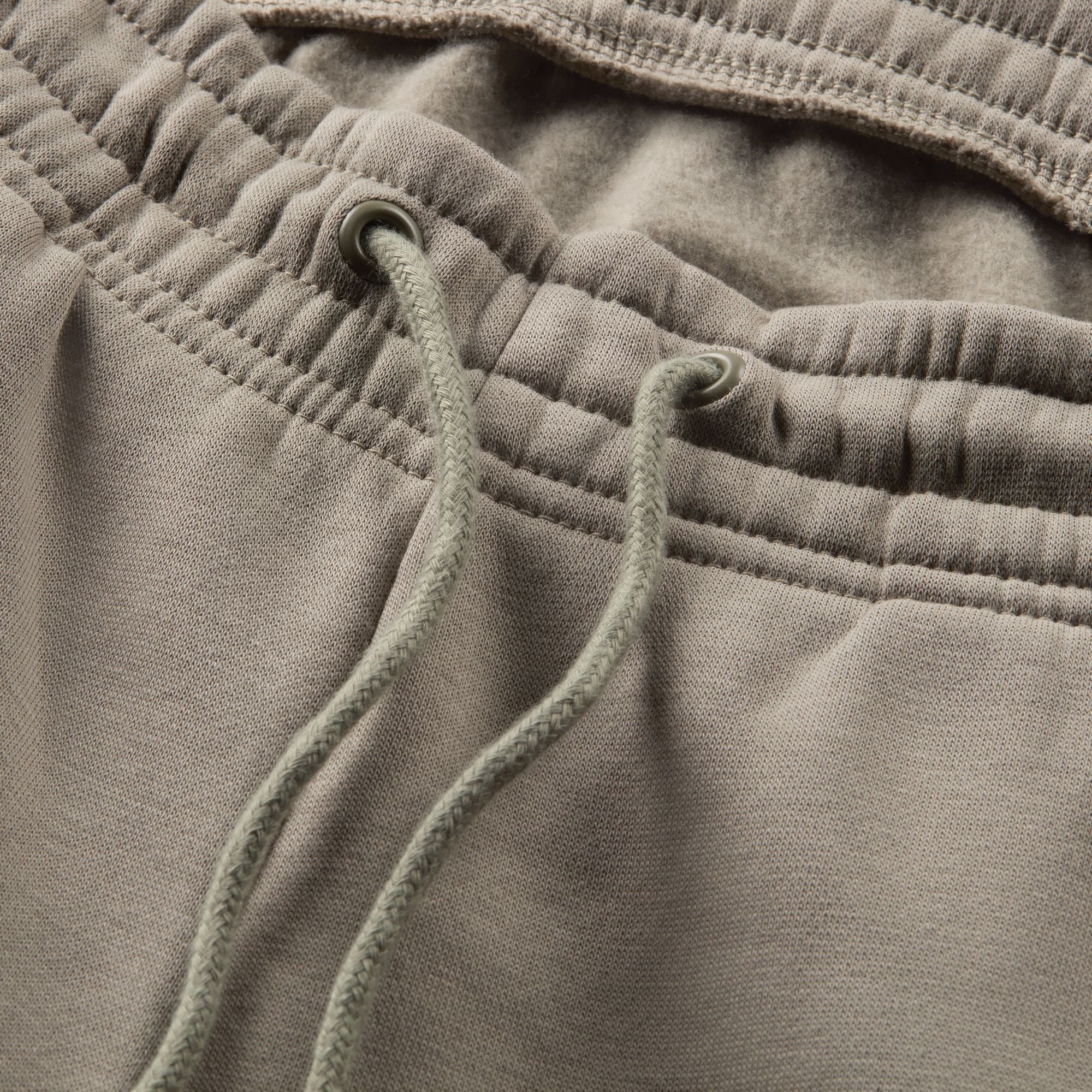 Pantalon de survêtement en molleton Phoenix de Nike Sportswear pour femme - Kaki clair