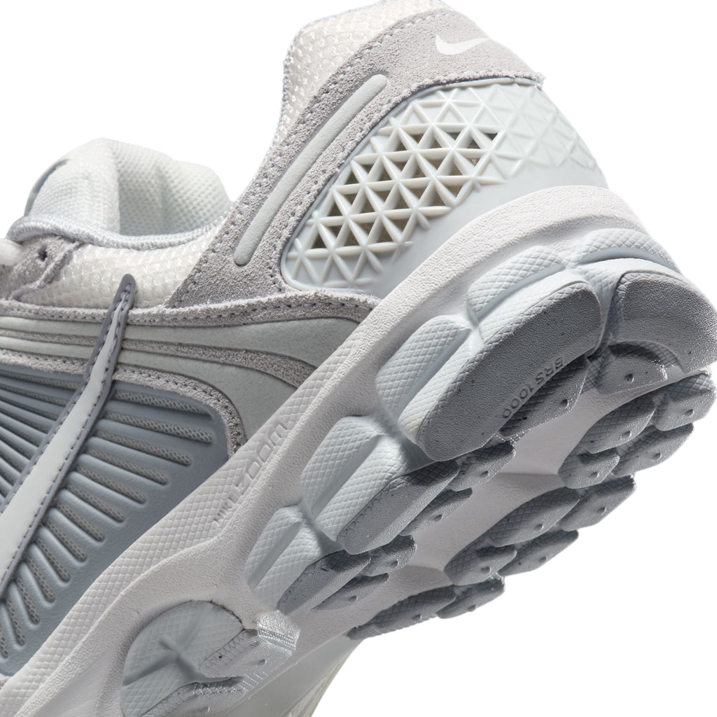 Nike Zoom Vomero 5 pour femme - Pure Platinum
