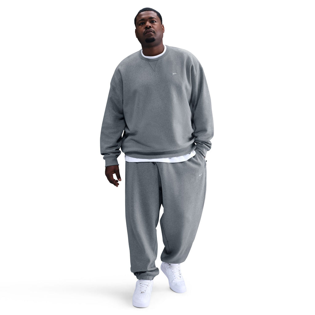Nike Homme Col Rond Solo Swoosh Épais - Gris Foncé