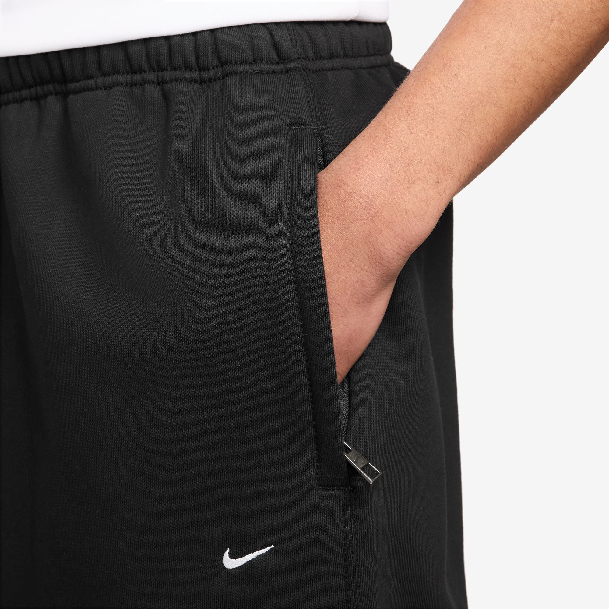 Pantalon de jogging Nike Solo Swoosh Open Hem pour homme - Noir