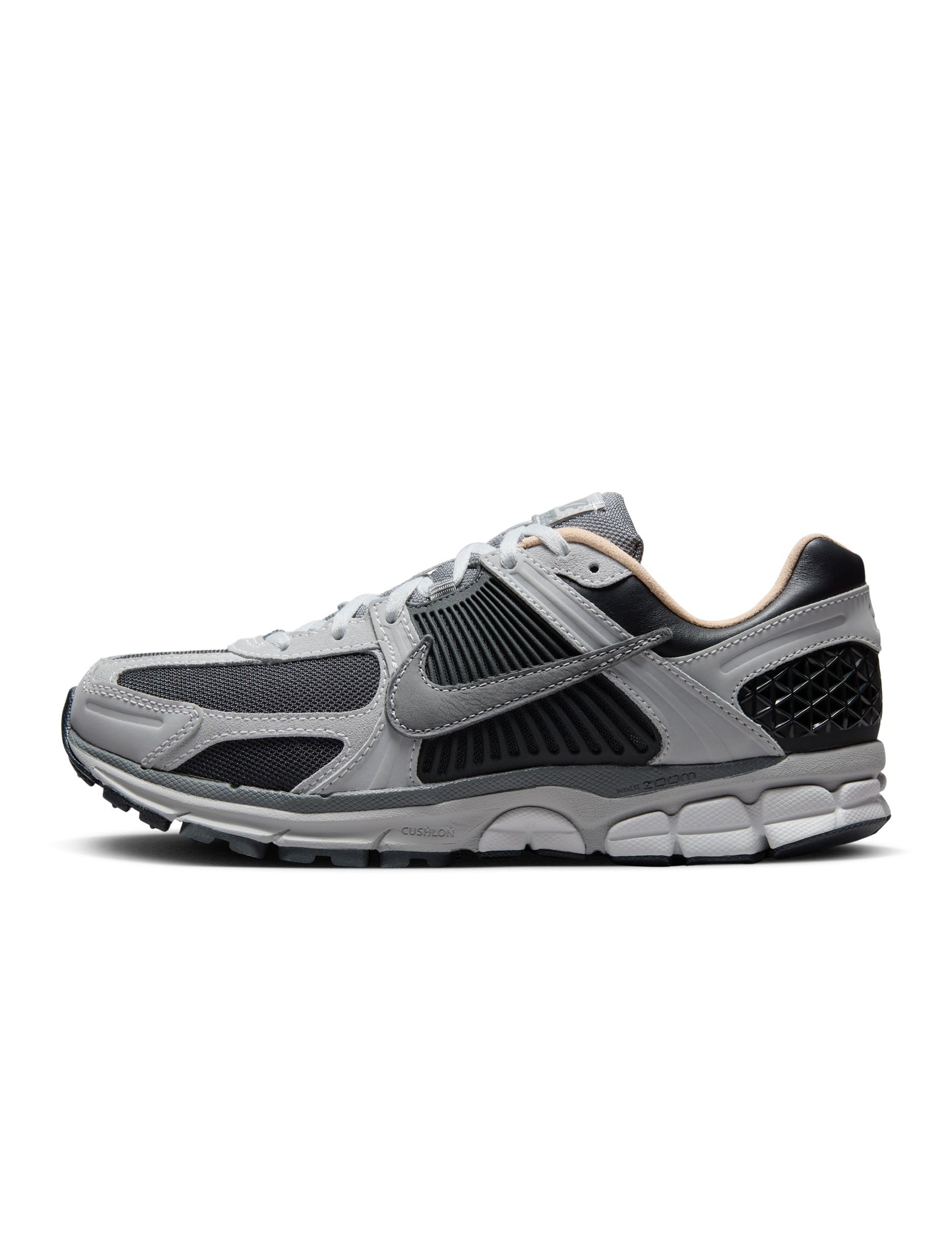 Nike Zoom Vomero 5 pour Homme - Gris Fumé