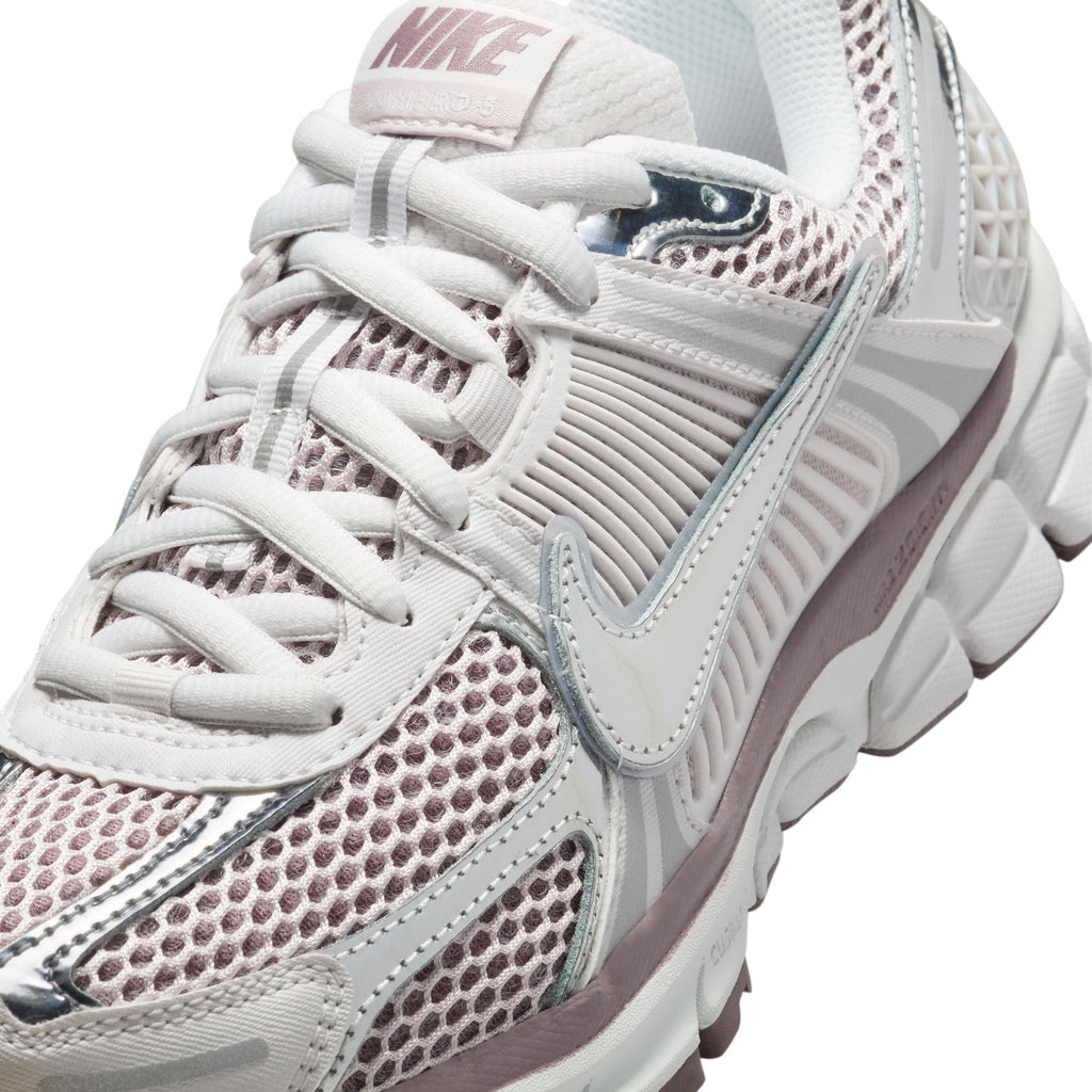 Nike Femme Zoom Vomero 5 - Gris Vaste