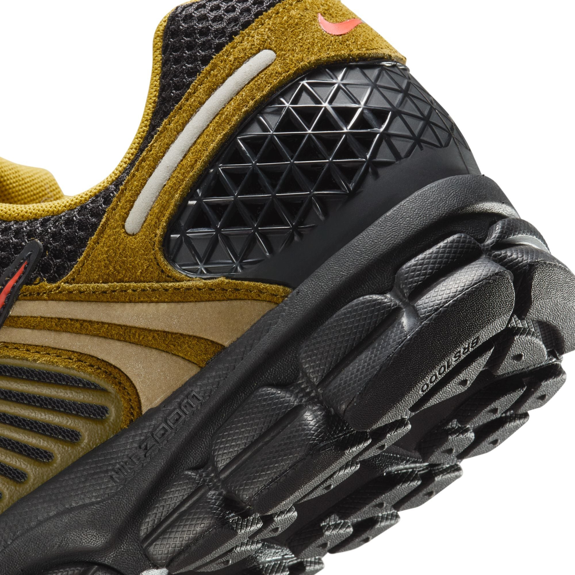 Nike Homme Zoom Vomero 5 - Olive Premium