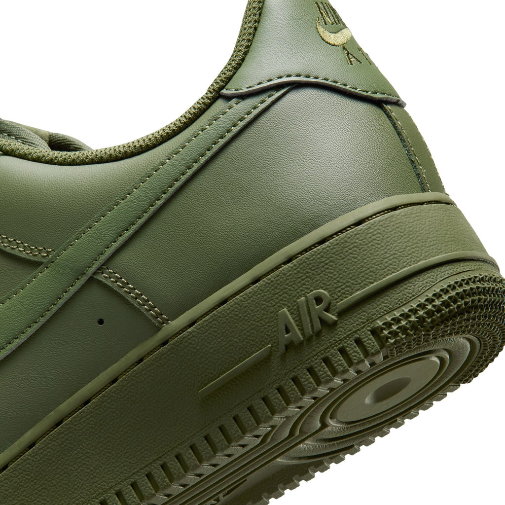 Nike Air Force 1 '07 pour homme - Olive militaire
