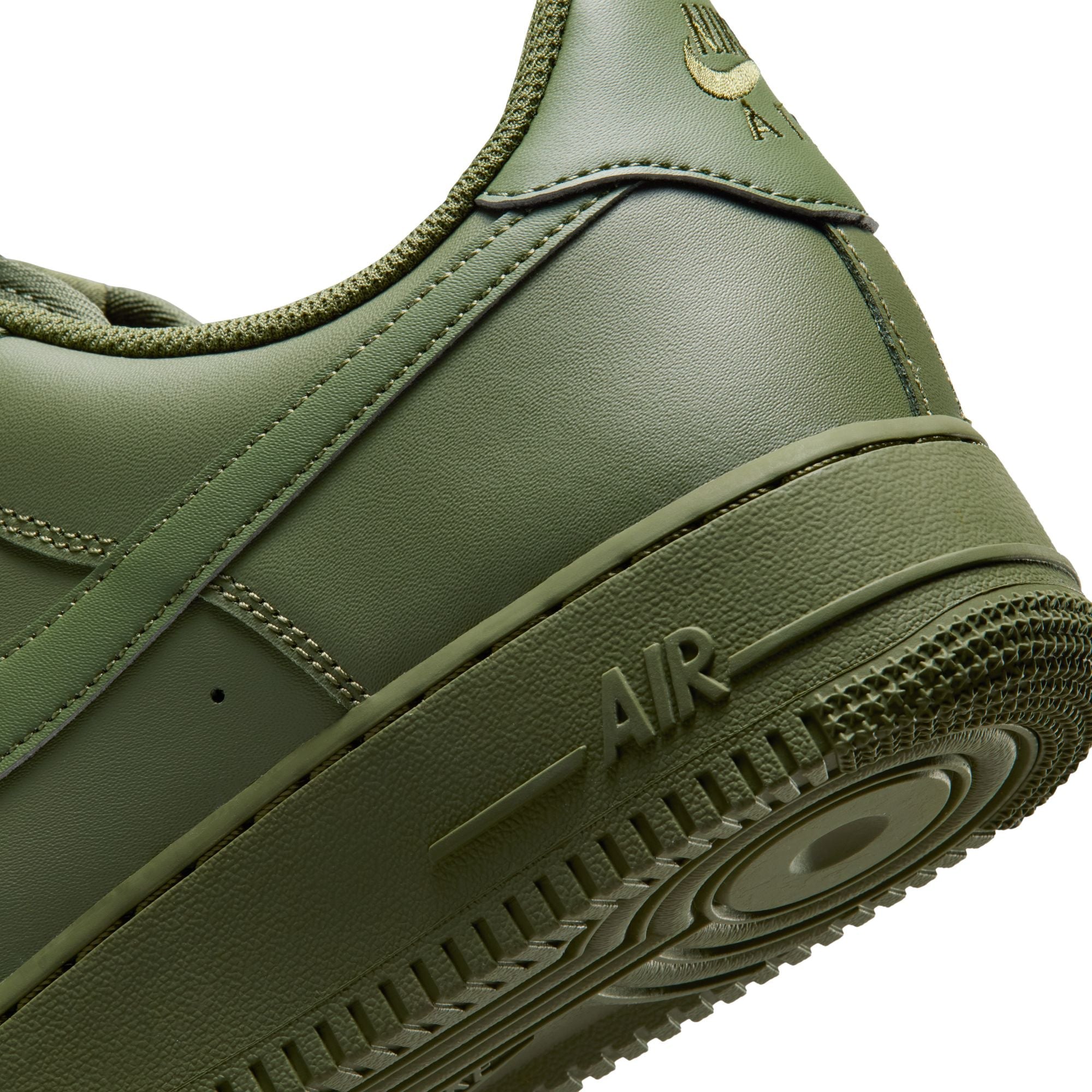 Nike Air Force 1 '07 pour homme - Olive militaire