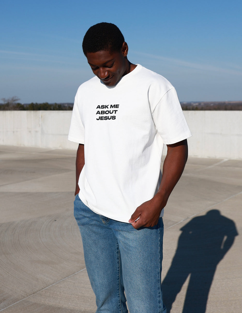 Demandez-moi ce que vous voulez sur Jésus – T-shirt épais