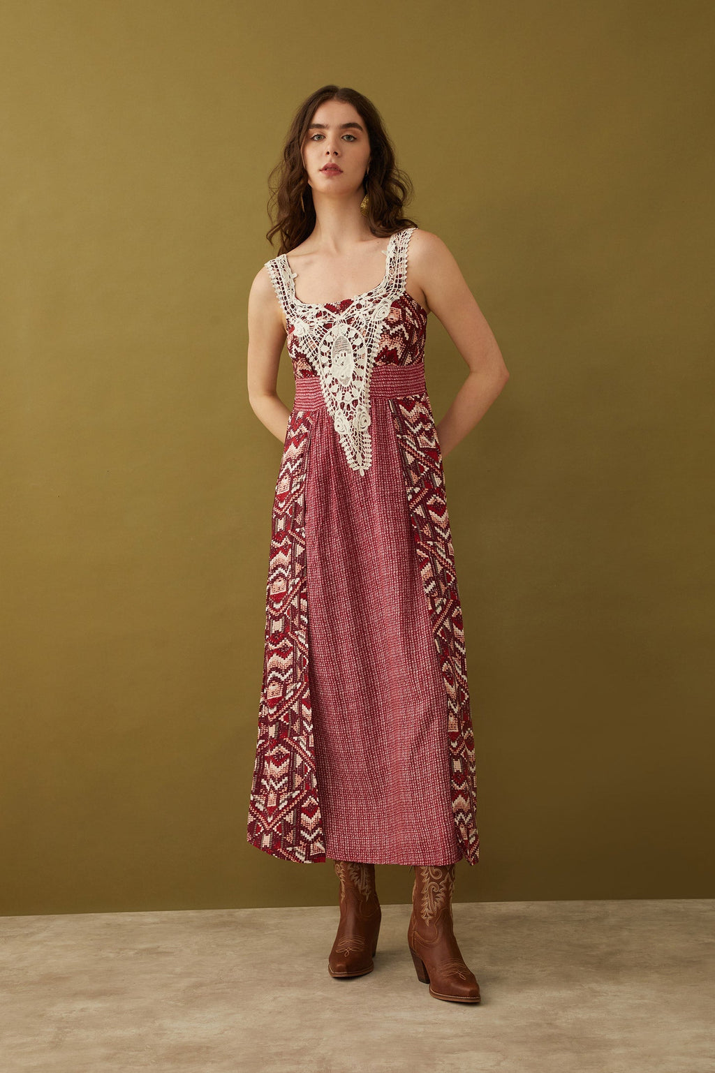 Robe ornée de dentelle Bohera Devonnie