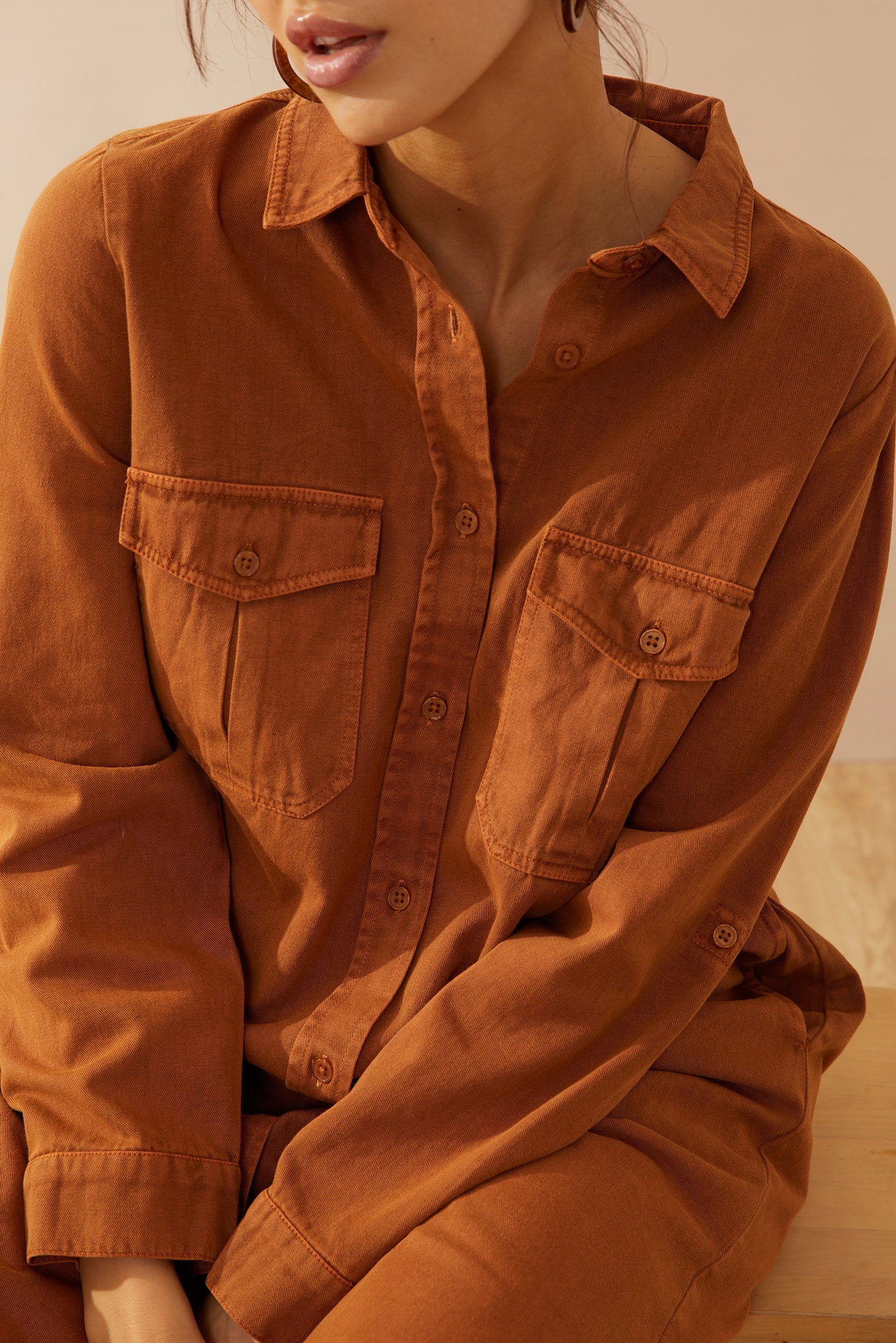Robe chemise Jaipena coloris sable doré
