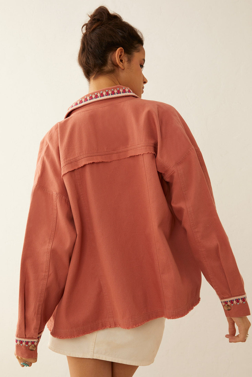 Veste brodée True Delight