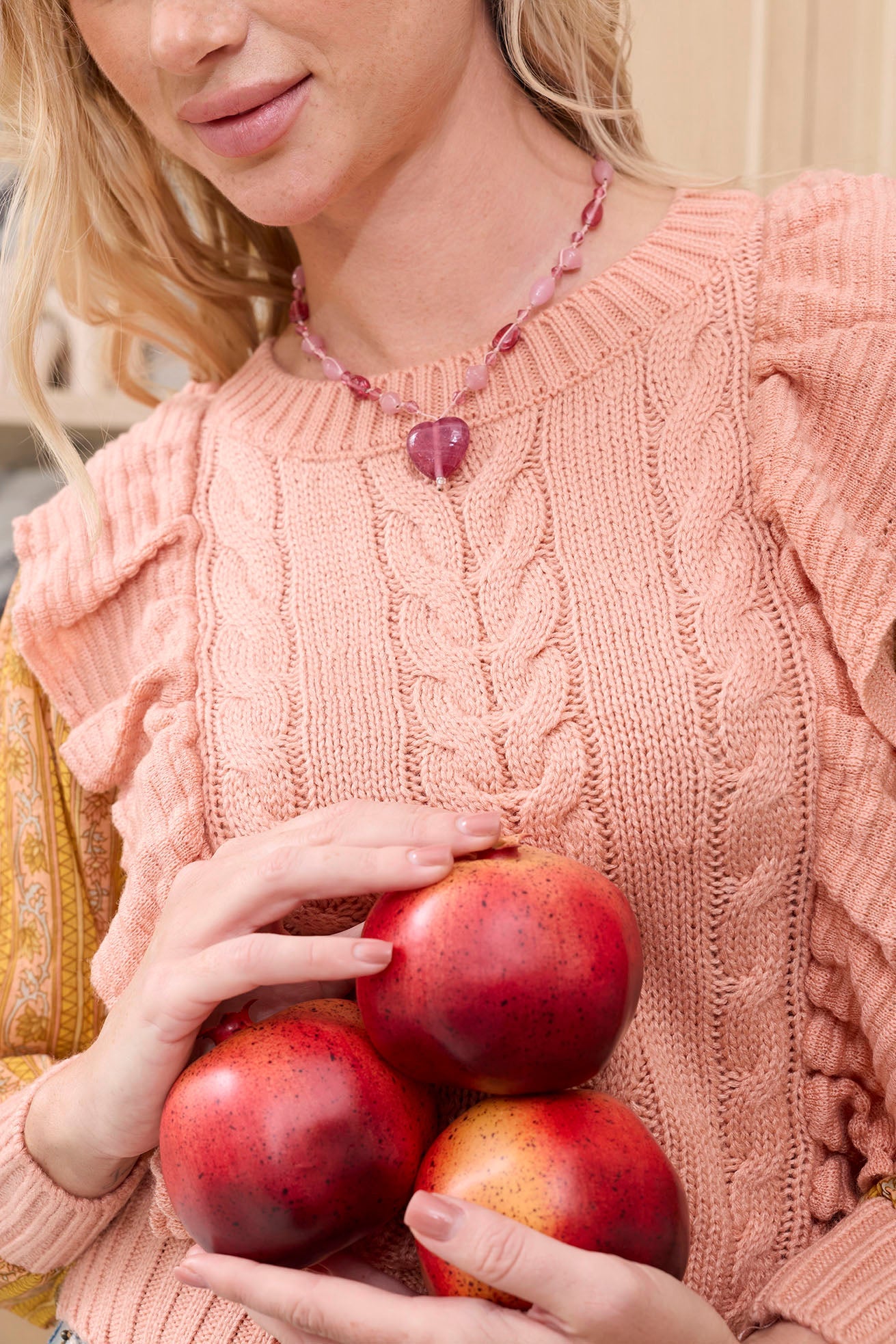 Pull Penelope à volants pêche
