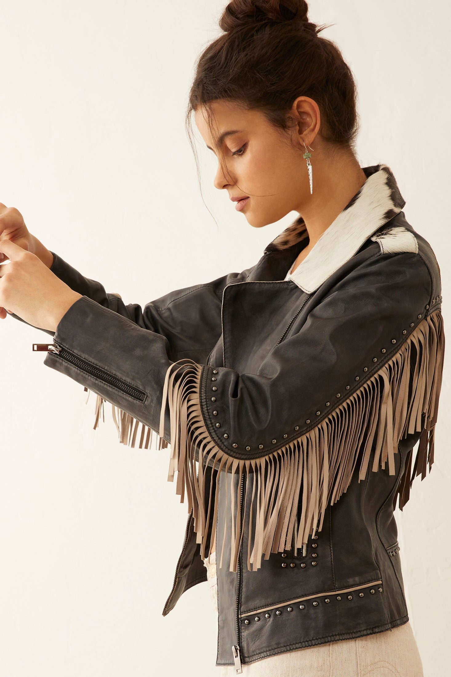Veste en cuir Phoenix à franges couleur ébène