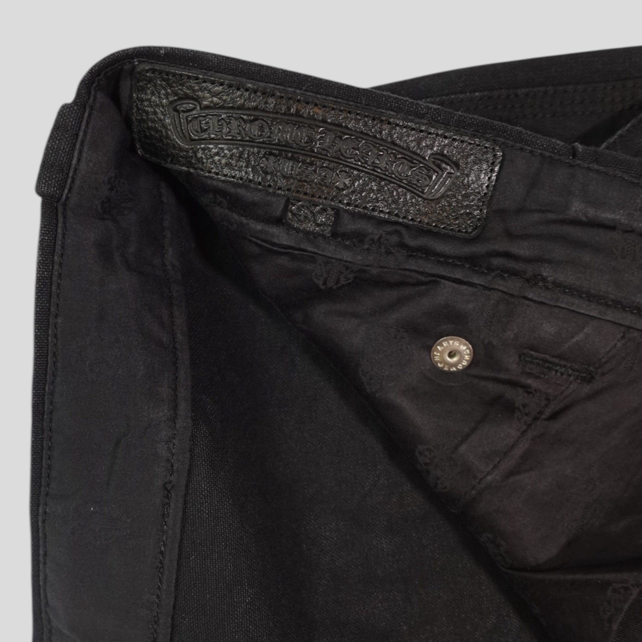 Shorts de charpentier Chrome Hearts 13 Cross Patch noirs