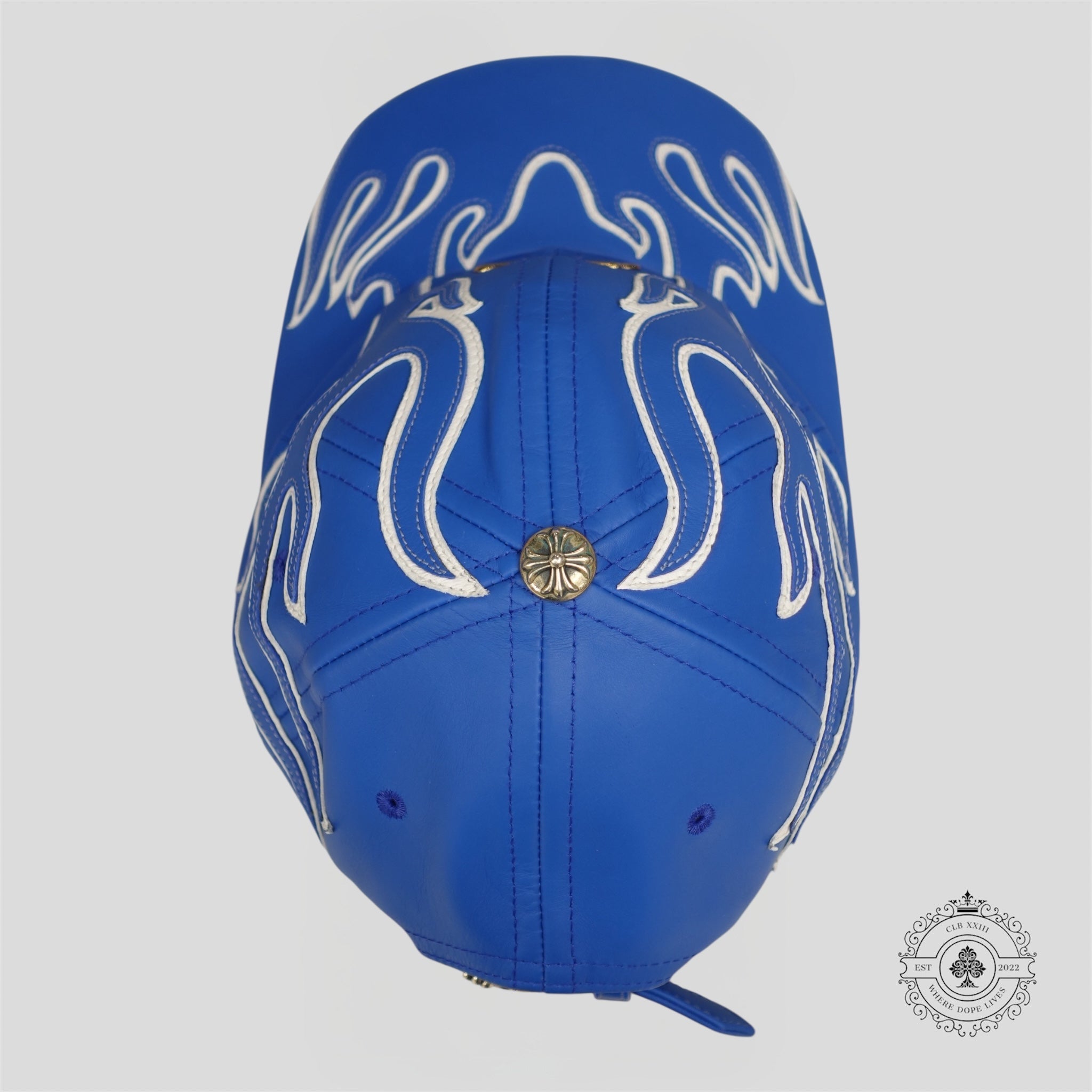 Casquette 6 panneaux Chrome Hearts en cuir, motif Flamme, couleur bleu
