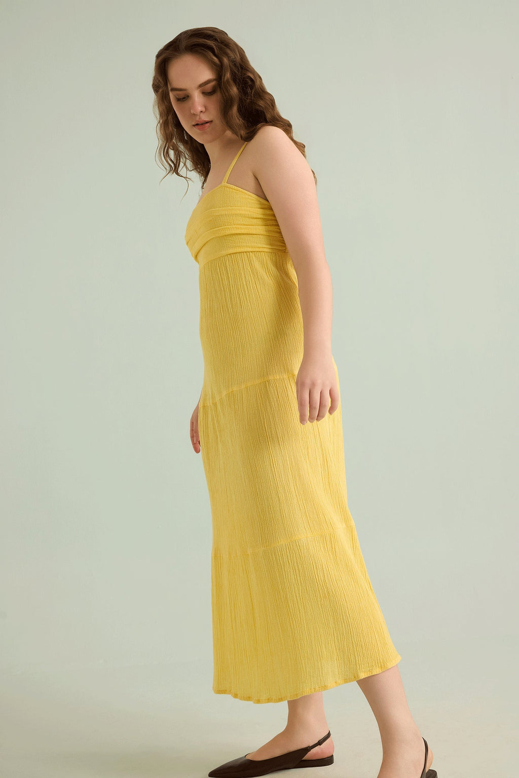 La Robe de Rêve Jaune d'Olivia