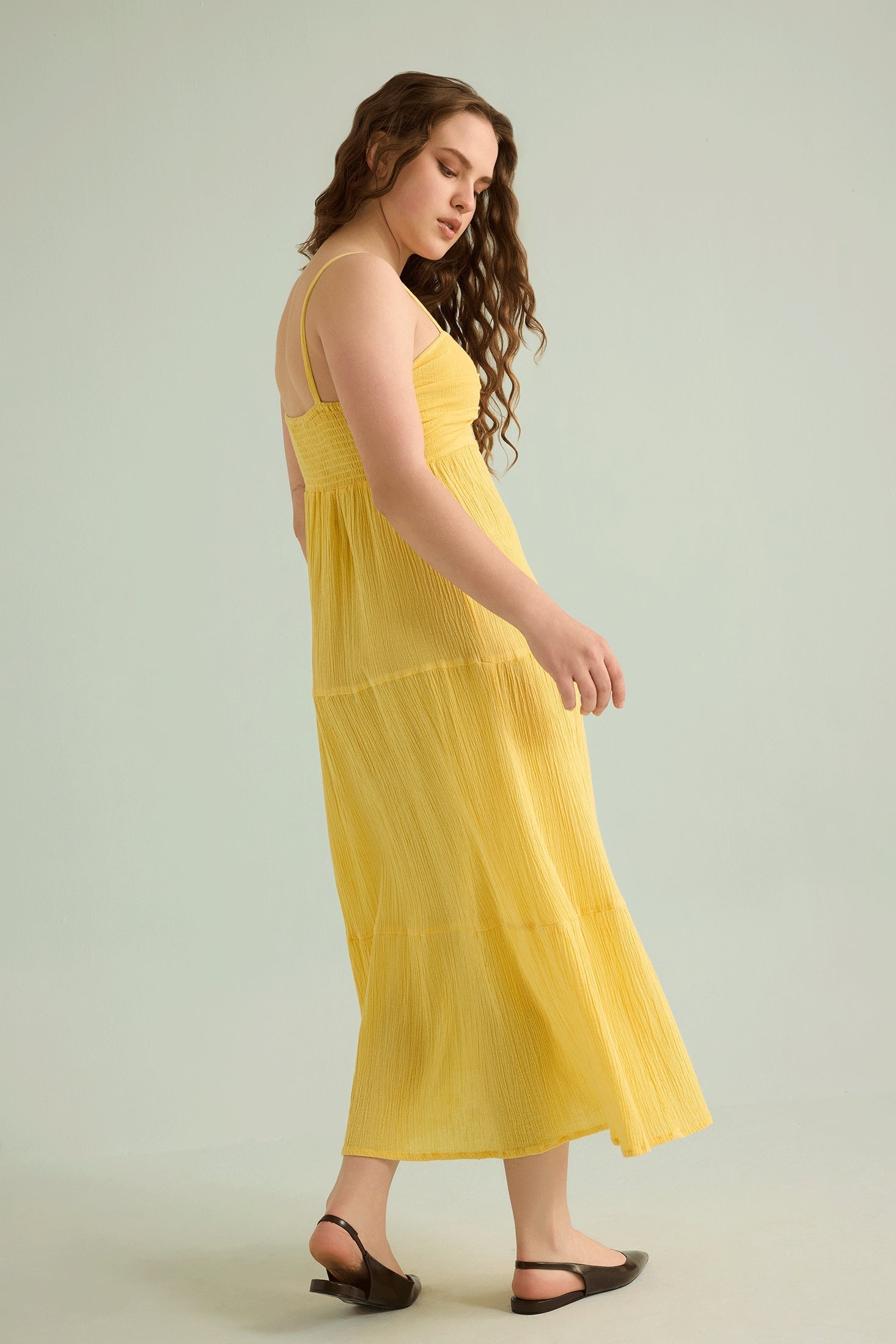 La Robe de Rêve Jaune d'Olivia