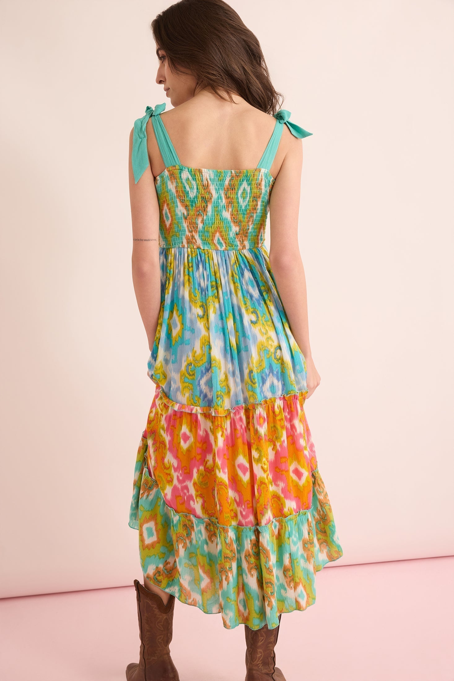 Robe Jade à taille basse géométrique vert et orange