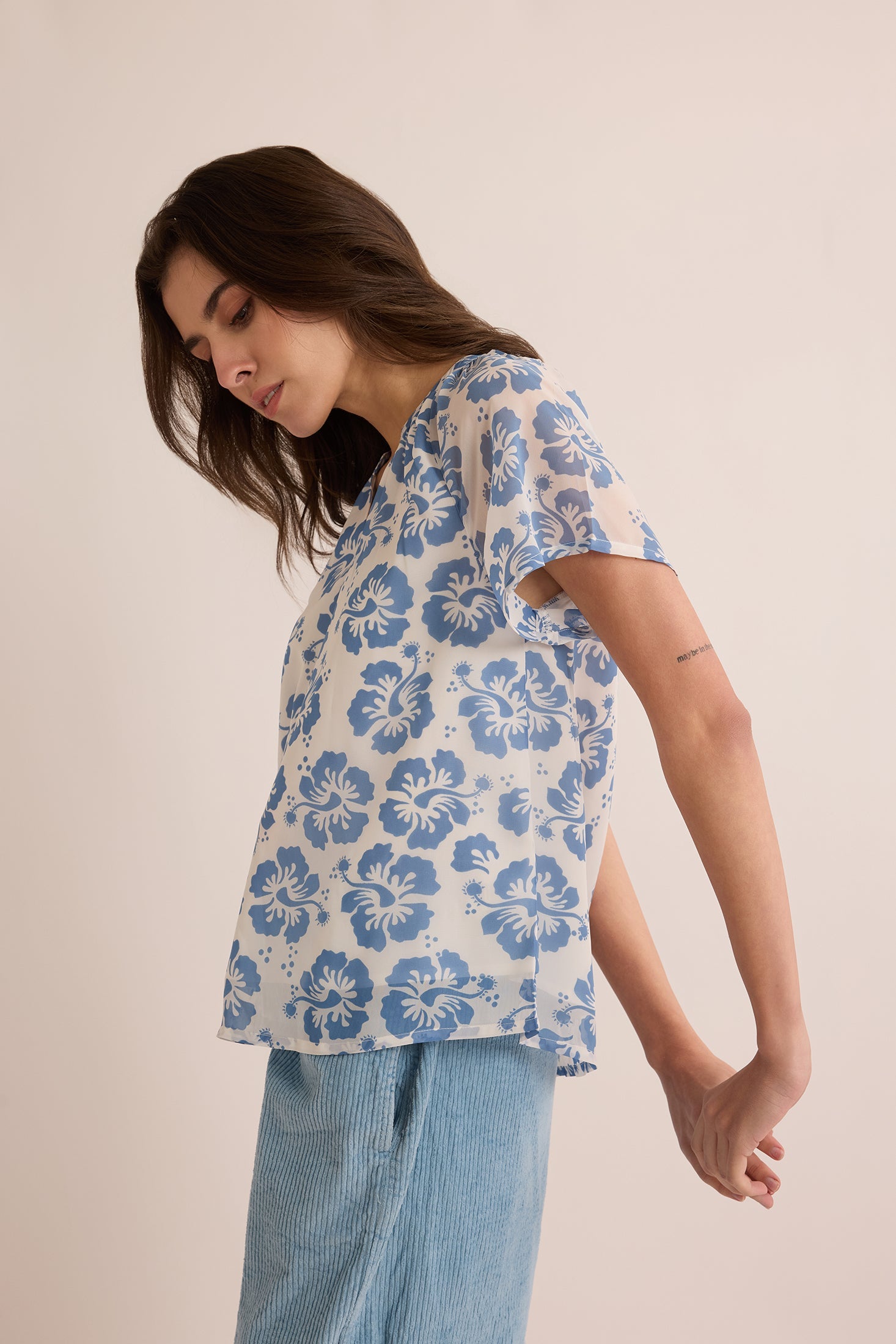 Haut fleuri bleu Love of Lydia