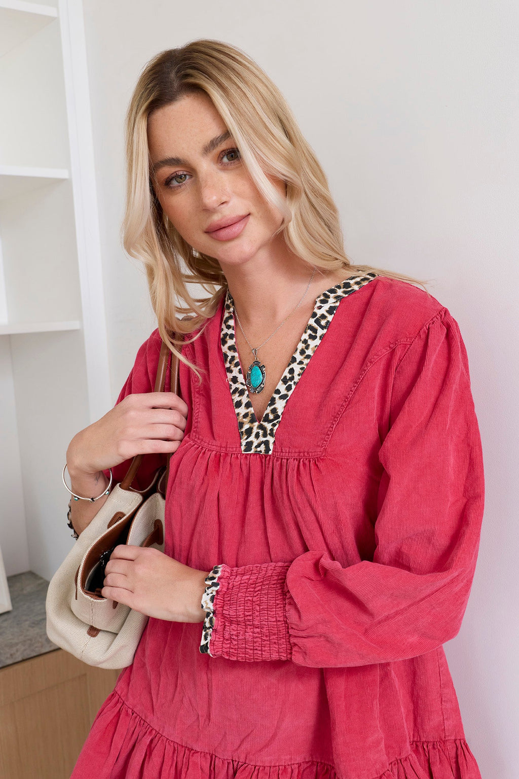 Robe en velours côtelé Pink Prowler, coloris Rose Panther