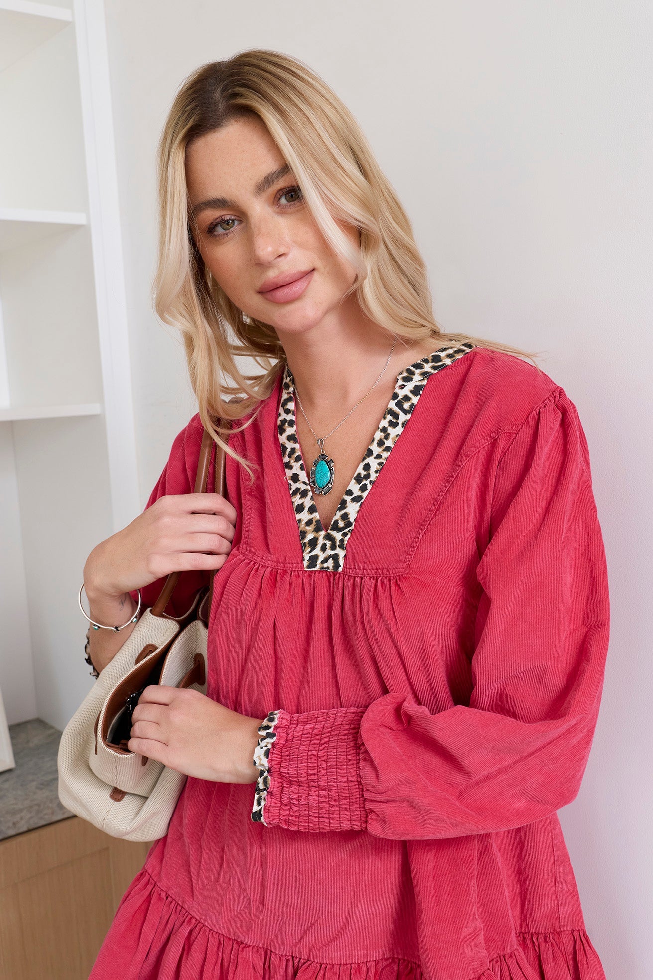 Robe en velours côtelé Pink Prowler, coloris Rose Panther