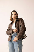 Blouson en cuir Emberhide, couleur marron boucle