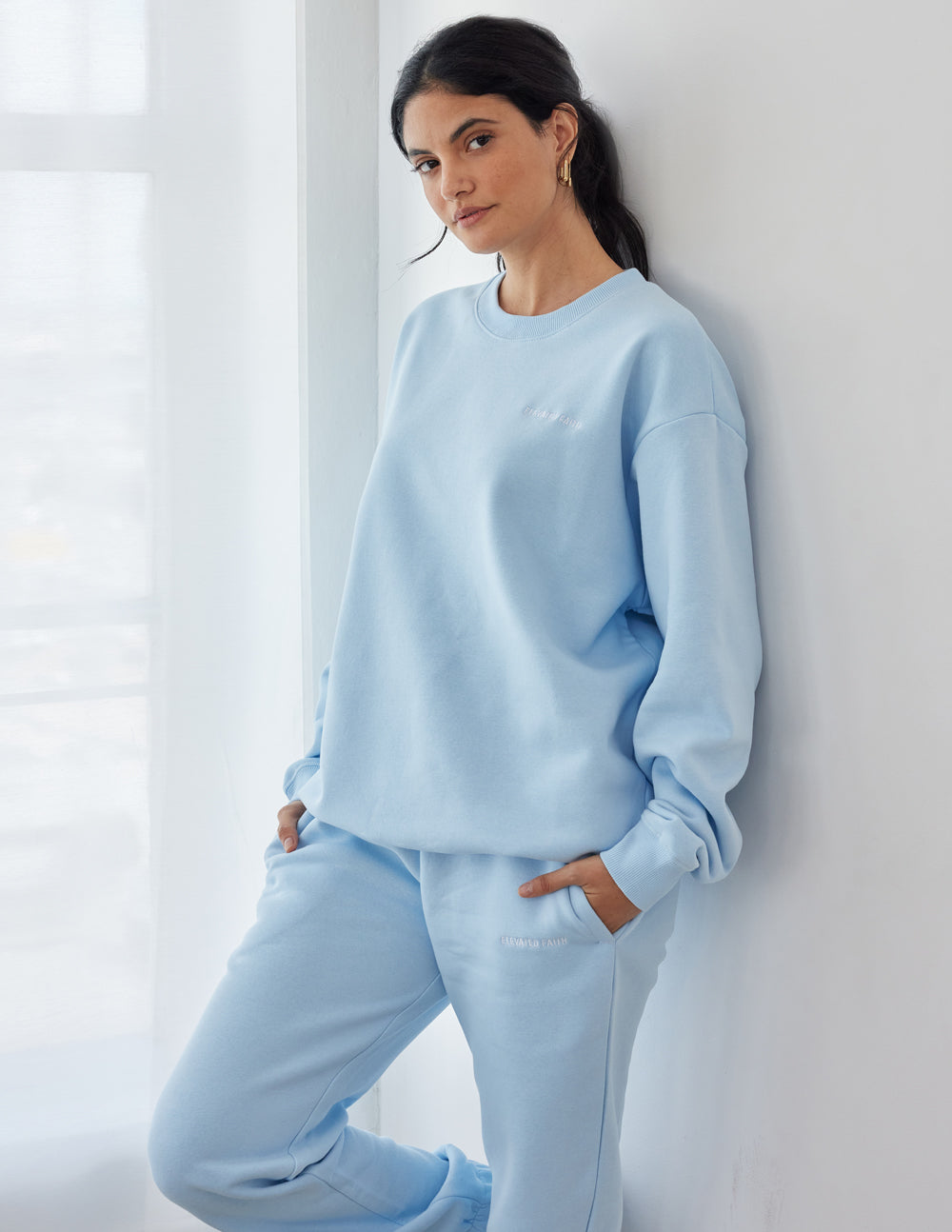 Basics Dream Blue col ras du cou unisexe