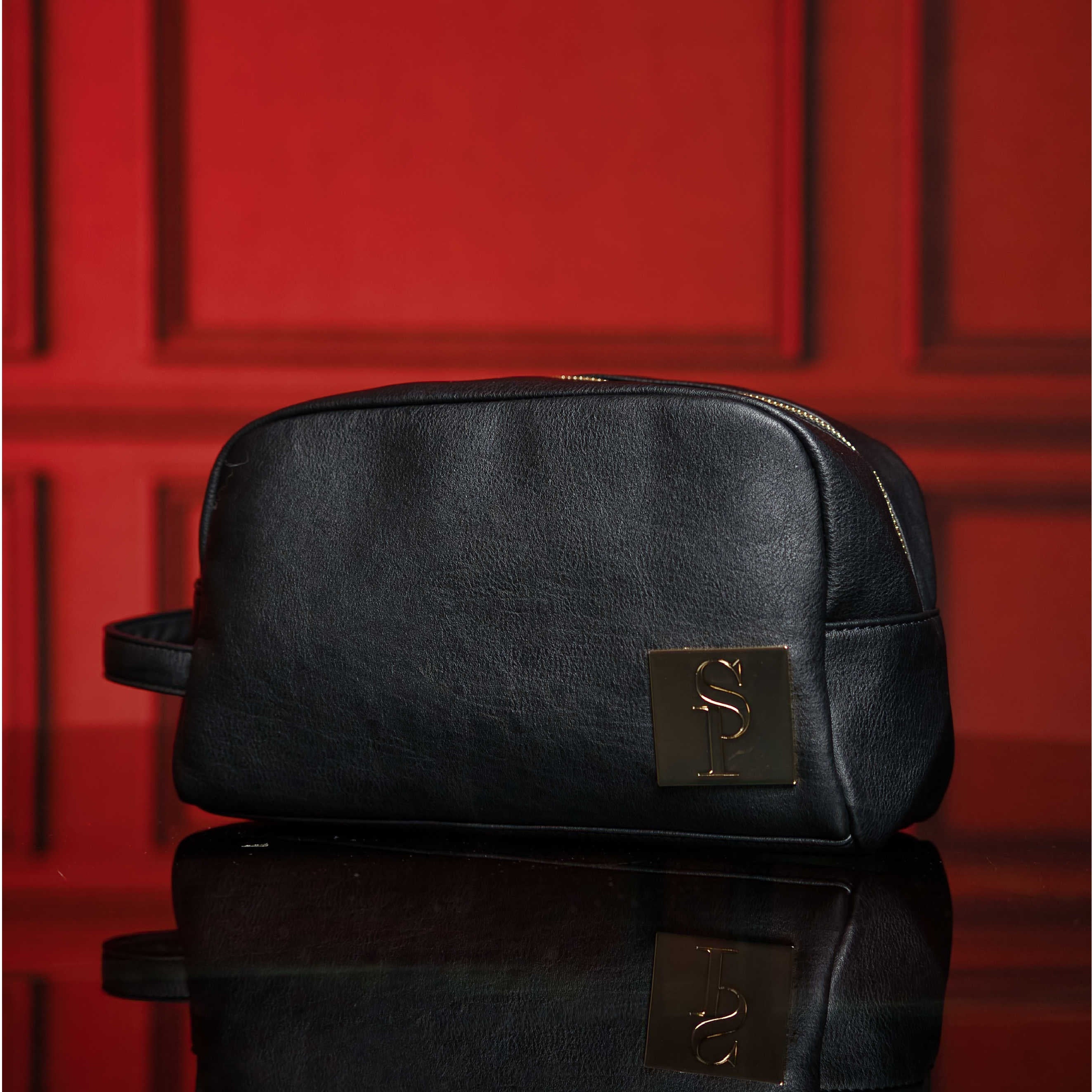 Trousse de Toilette en Cuir Noir