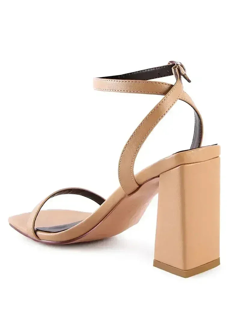 Sandales à talon carré et bride cheville Mooncut