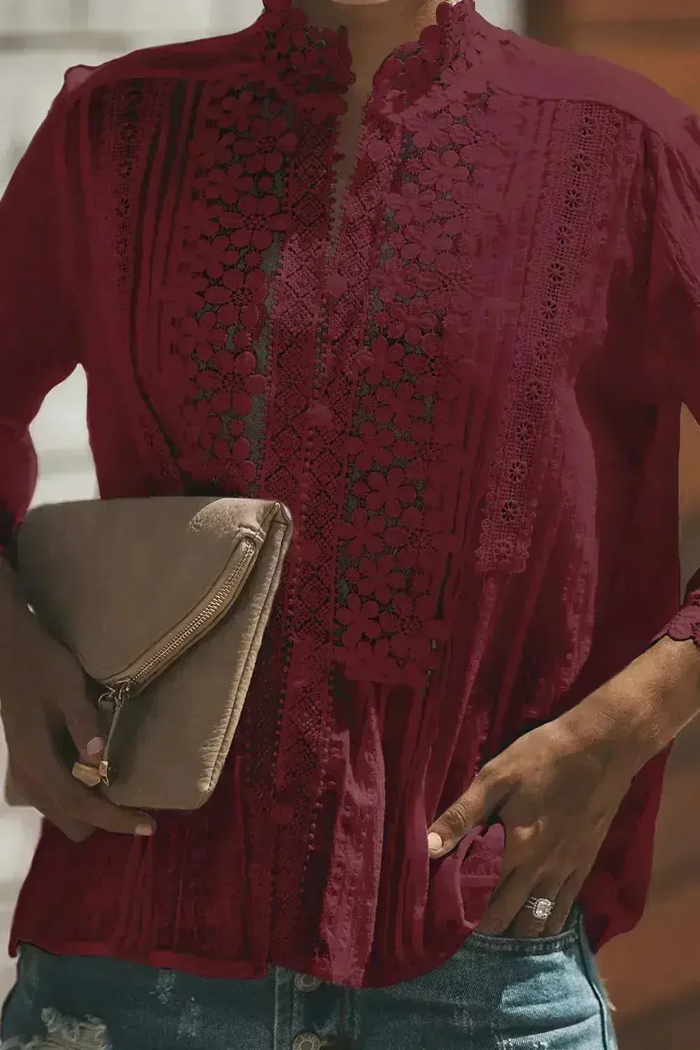 Blouse en dentelle au crochet Mary Rouge Bourgogne | Femstylo