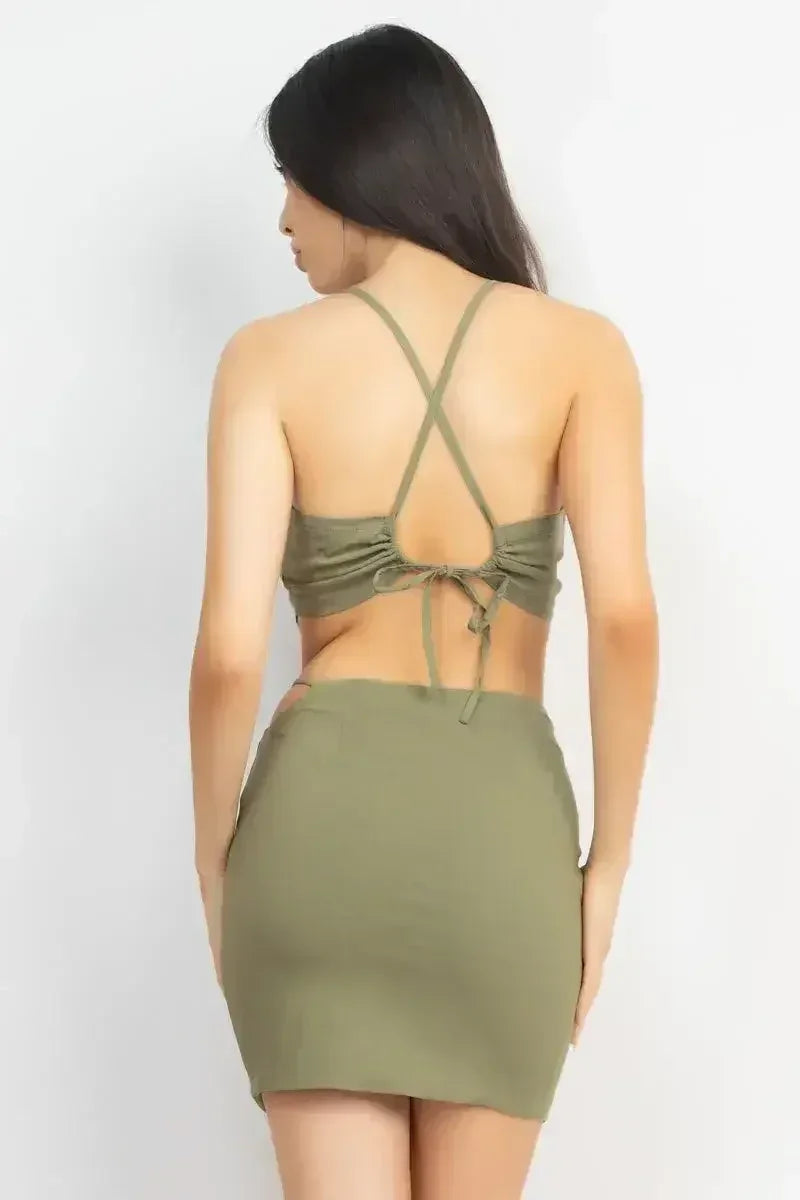 Ensemble haut asymétrique dos croisé et jupes