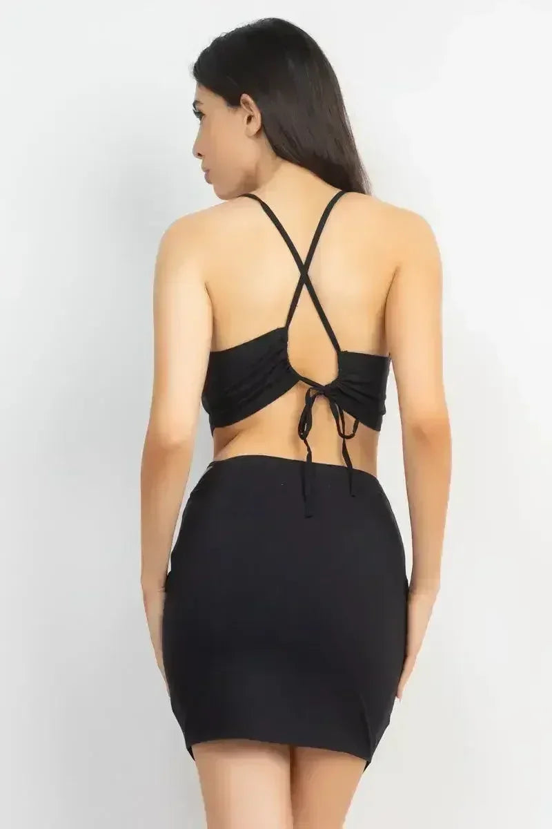 Ensemble haut et jupes asymétriques à dos croisé
