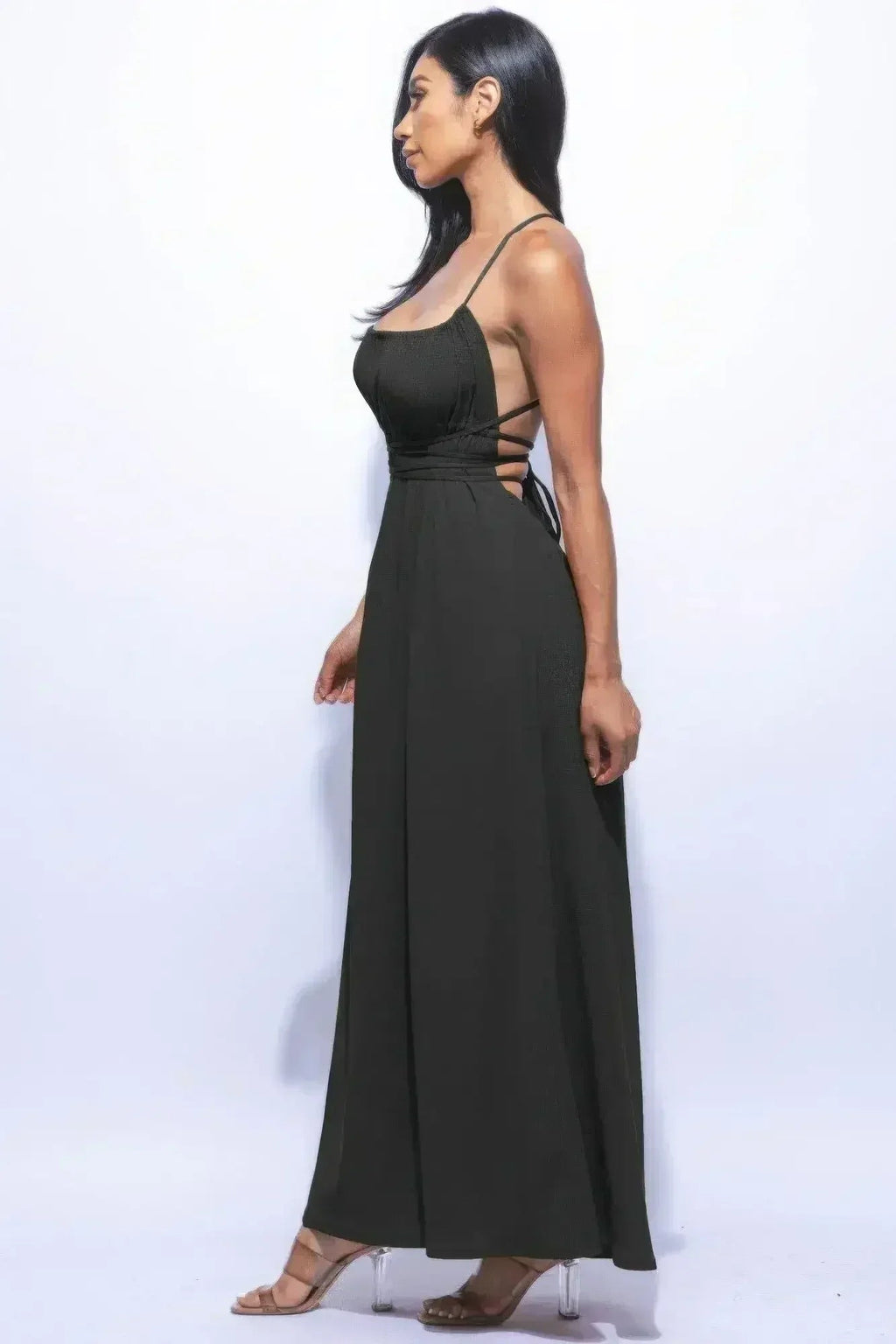 Robe longue fendue sur les côtés